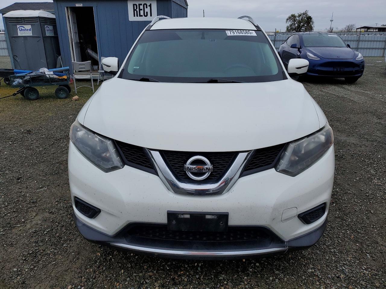 2016 NISSAN ROGUE SV photo 5
