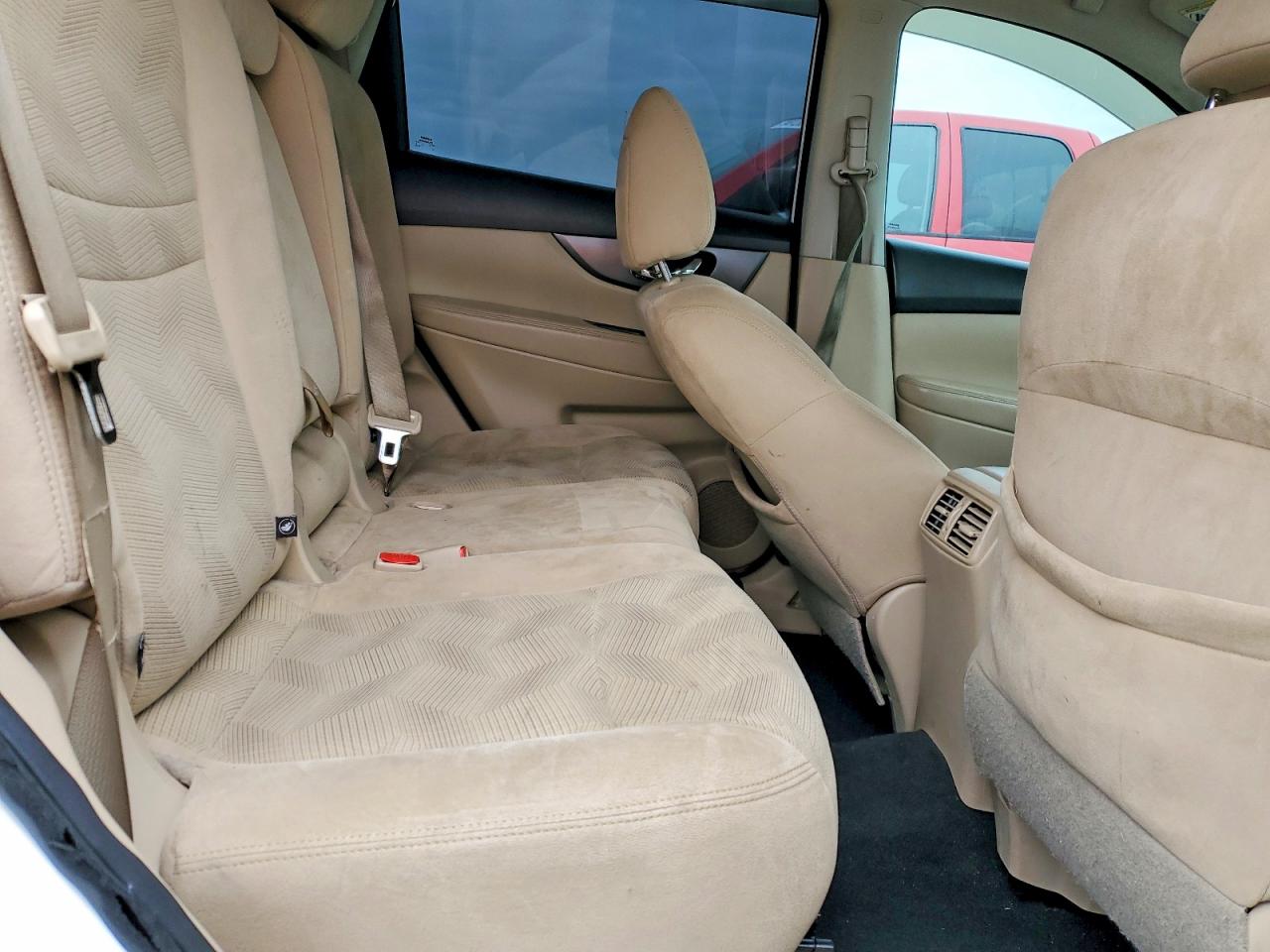 2016 NISSAN ROGUE SV photo 11