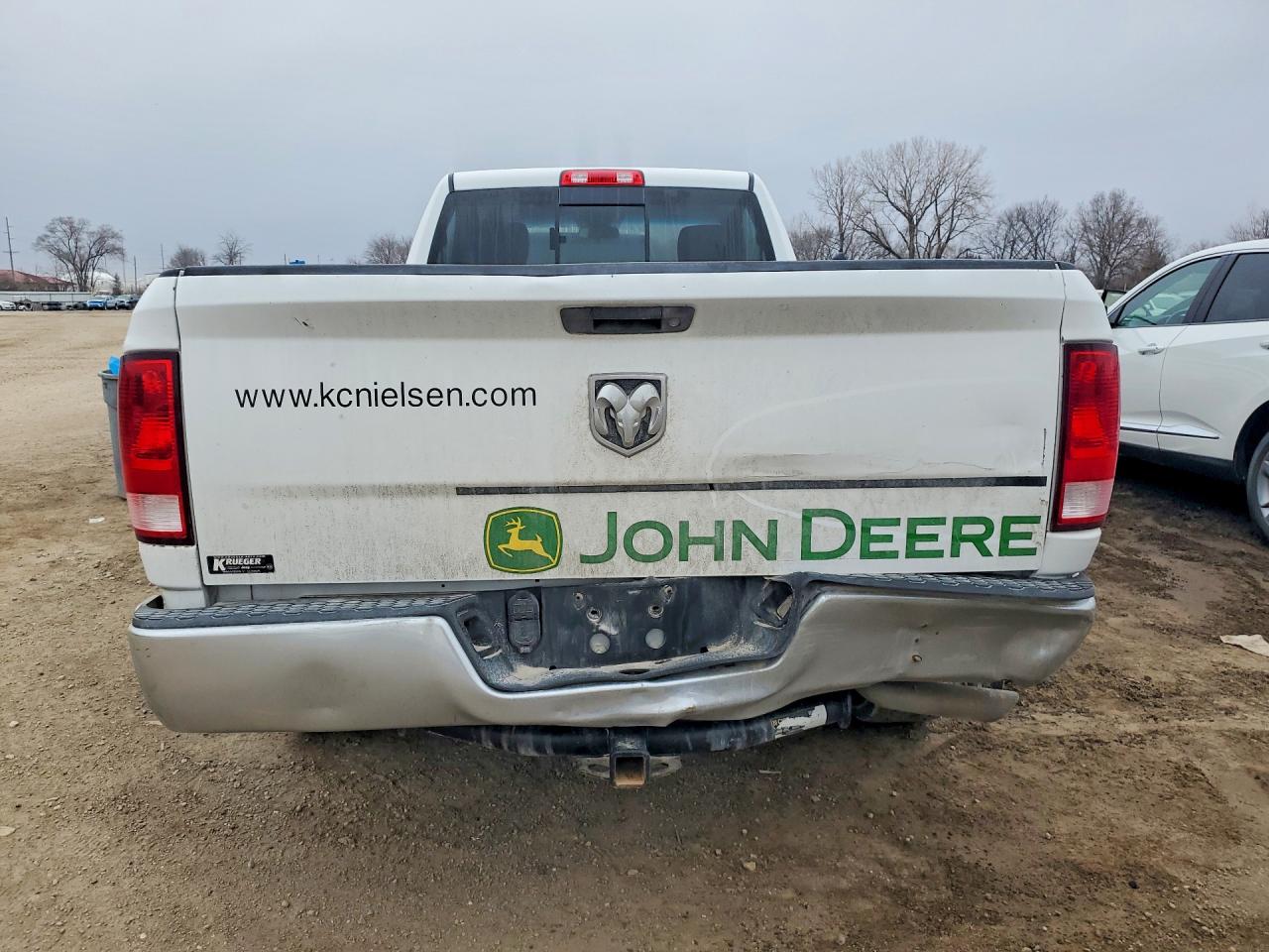 2017 RAM 1500 ST photo 11