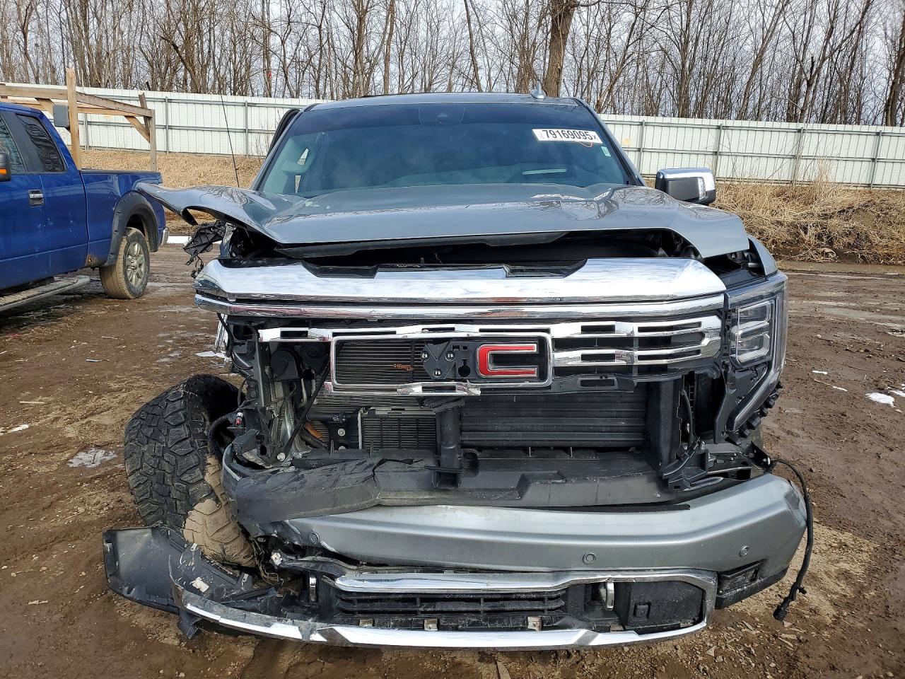 2025 GMC SIERRA K1500 DENALI photo 5