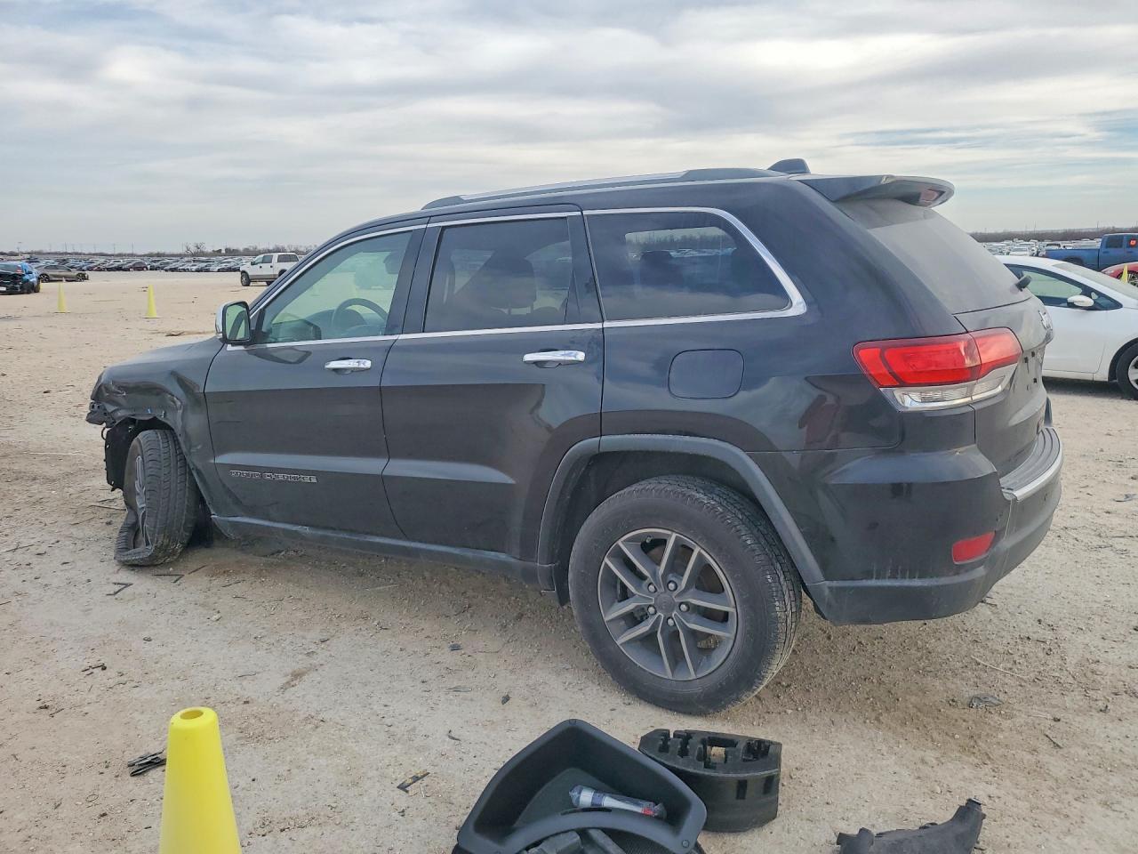 2020 JEEP GRAND CHEROKEE LIMITED photo 3