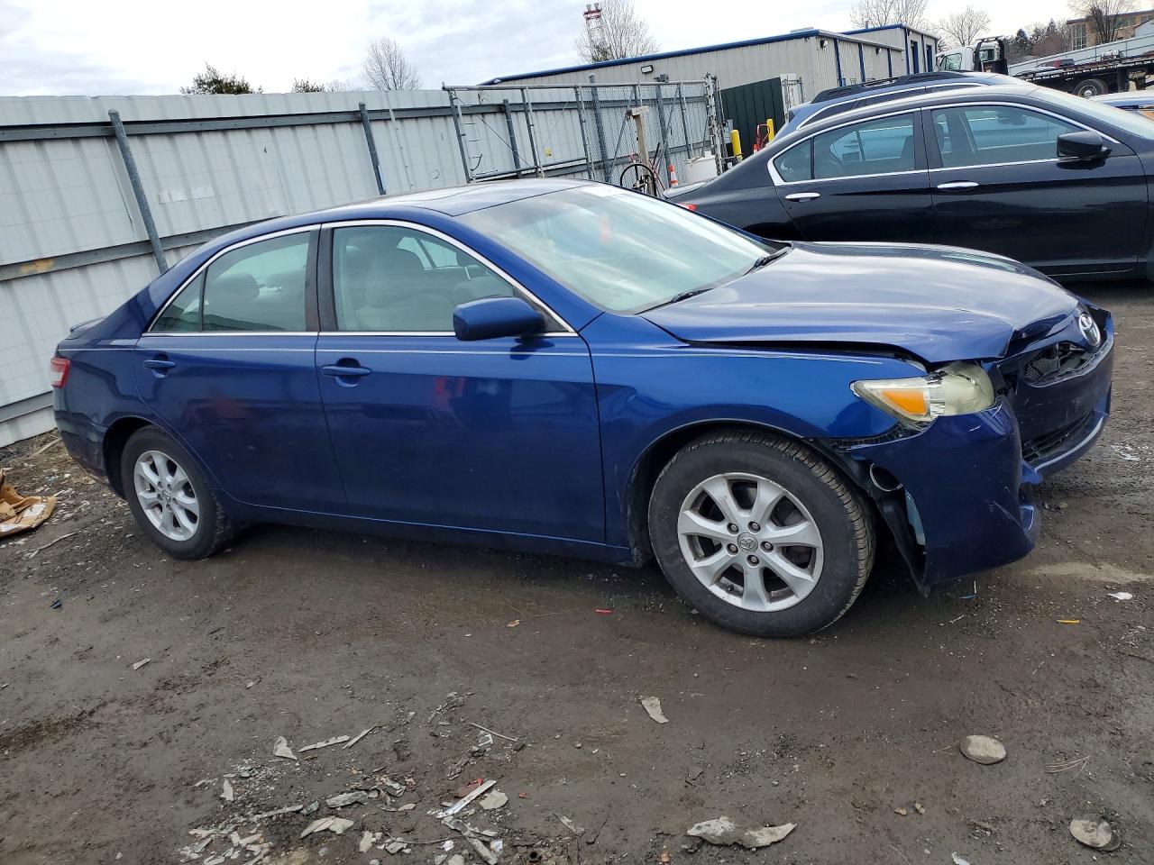 2010 TOYOTA CAMRY LE photo 4