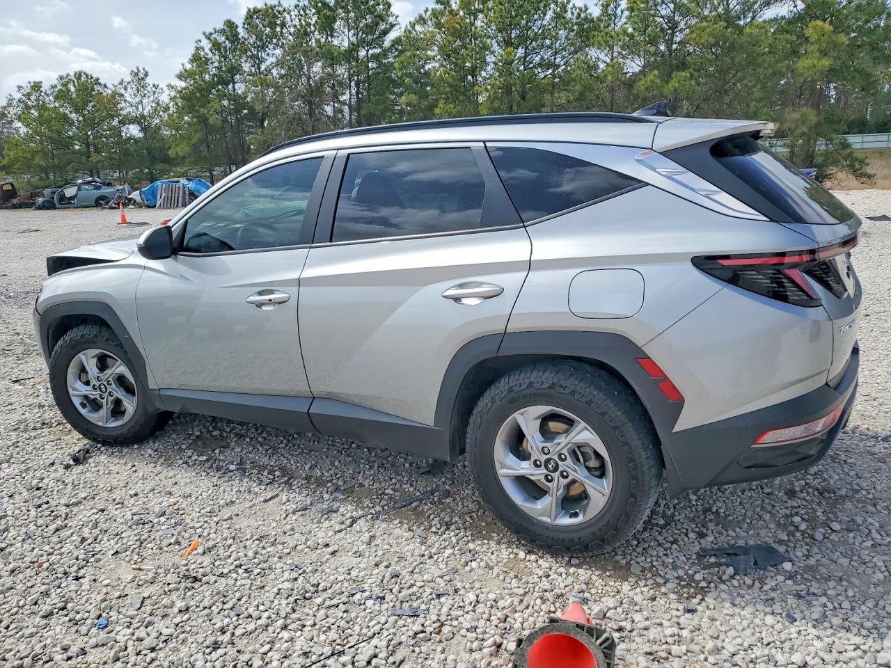 2022 HYUNDAI TUCSON SEL photo 3