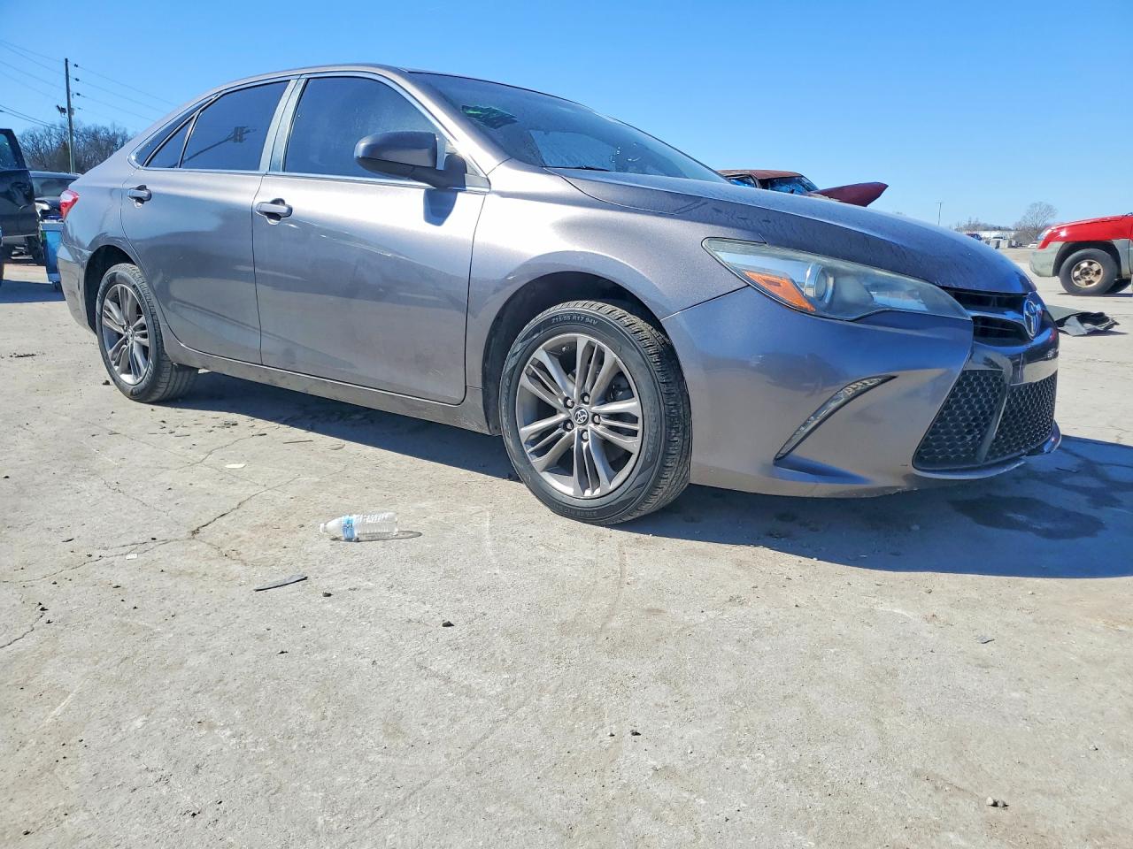 2017 TOYOTA CAMRY SE photo 13