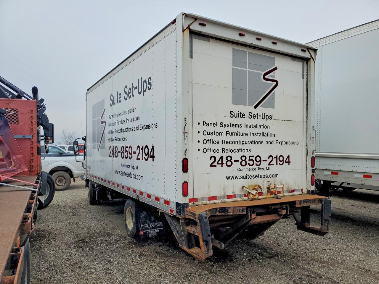 2014 ISUZU NPR DELIVERY TRUCK photo 4