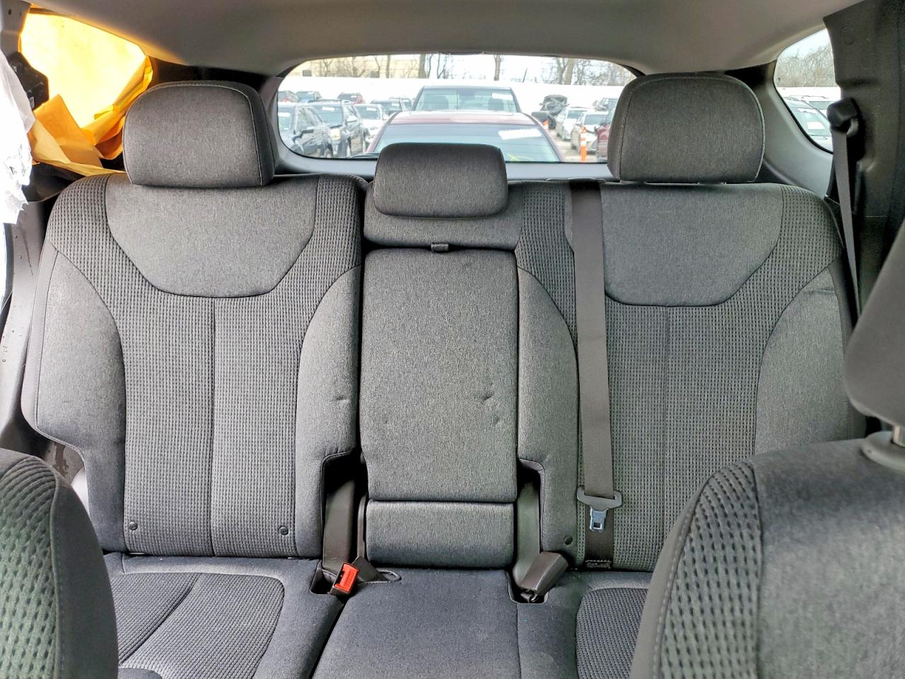 2019 HYUNDAI SANTA FE SE 2.4L photo 19