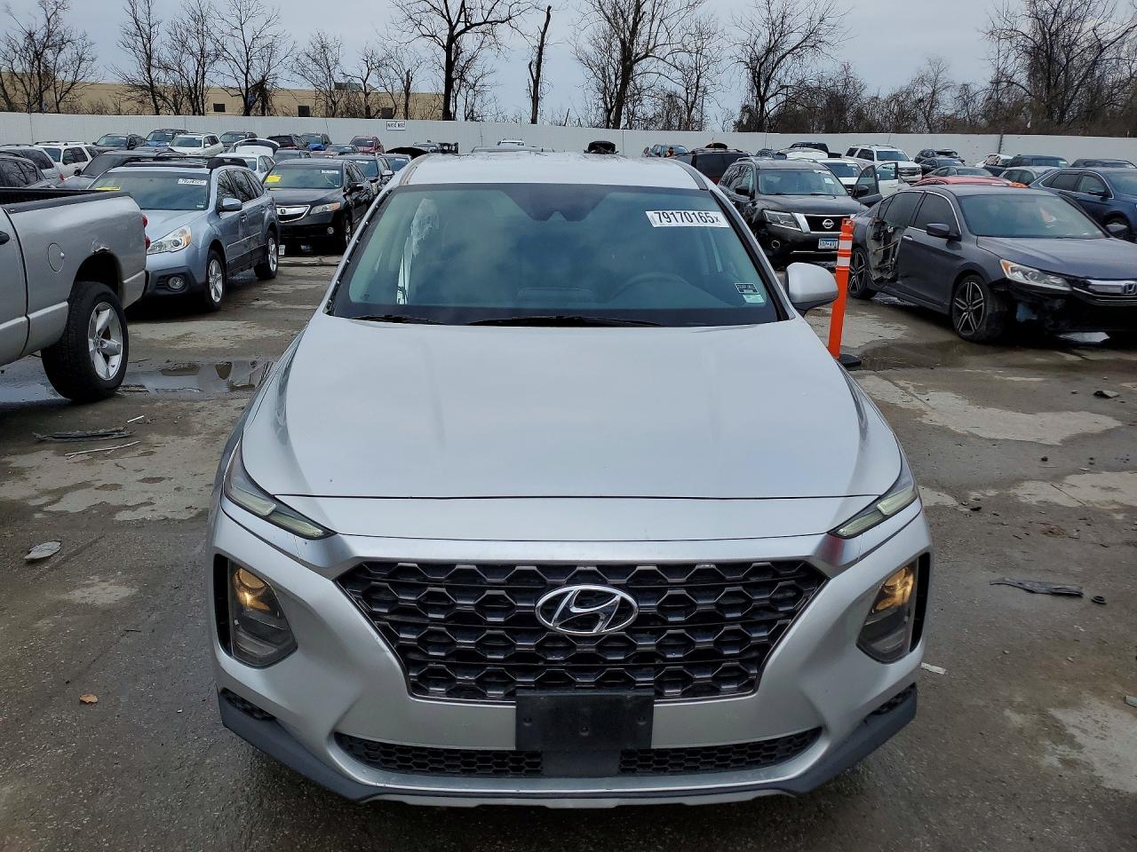 2019 HYUNDAI SANTA FE SE 2.4L photo 9