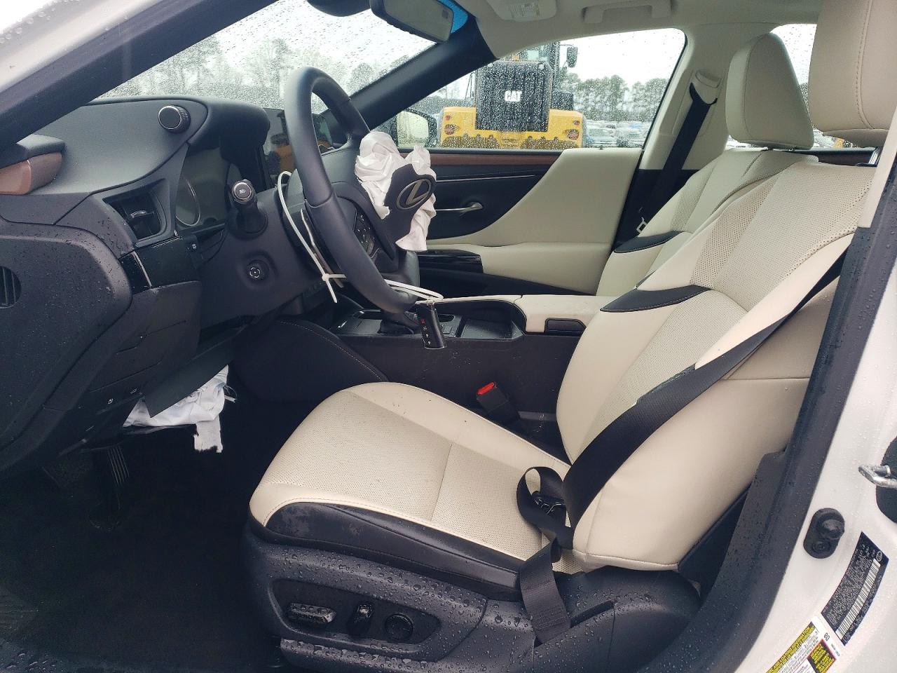 2025 LEXUS ES 350 BASE photo 13