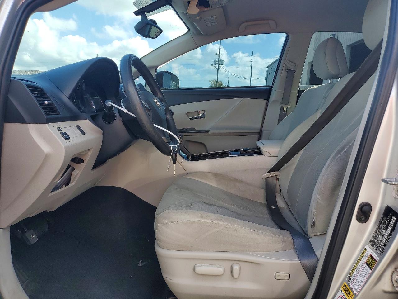 2010 TOYOTA VENZA FWD 4CYL photo 19