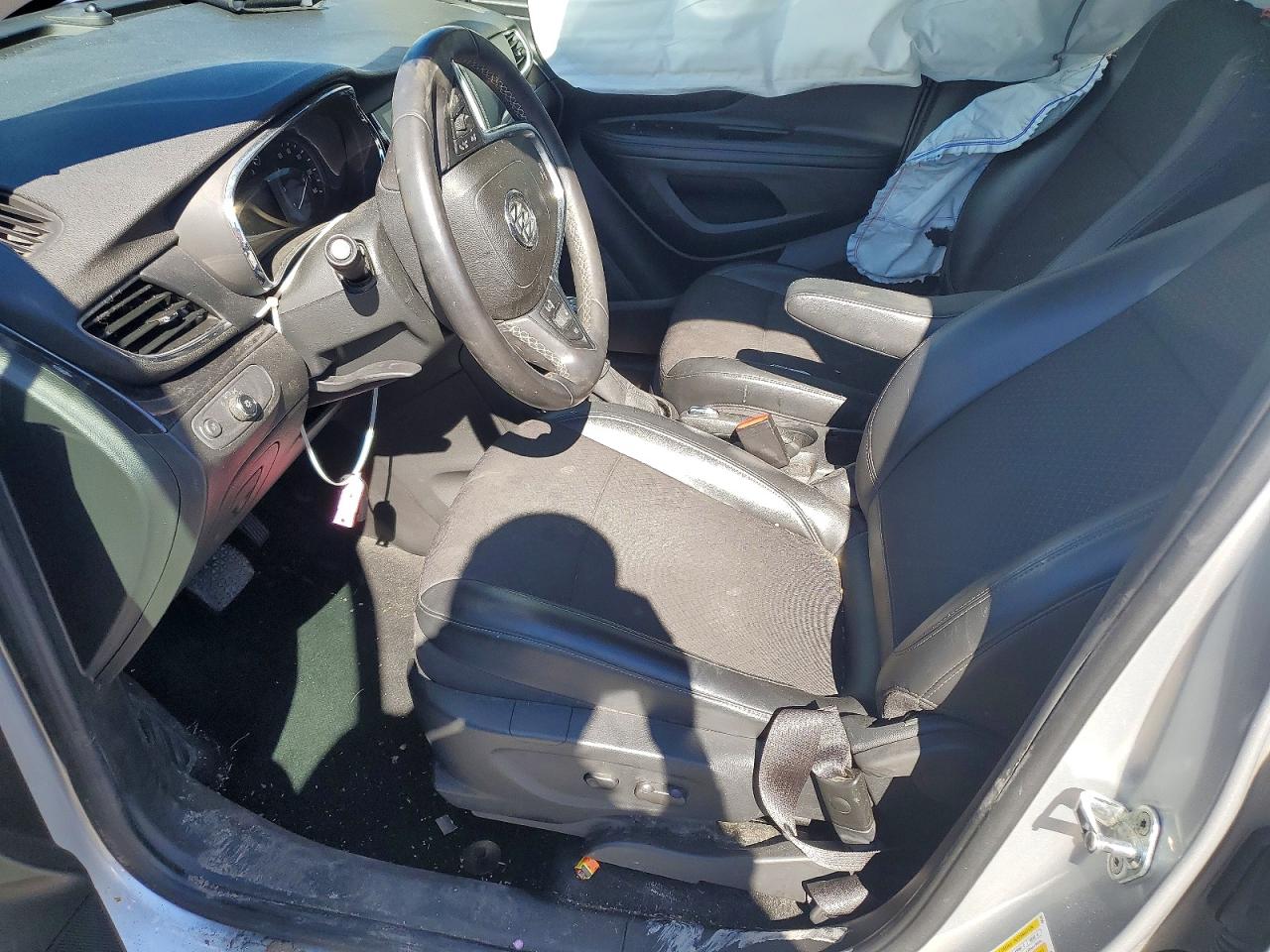 2018 BUICK ENCORE PREFERRED photo 13