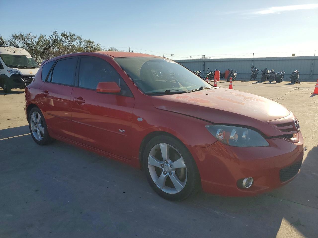 2006 MAZDA 3 HATCHBACK photo 4