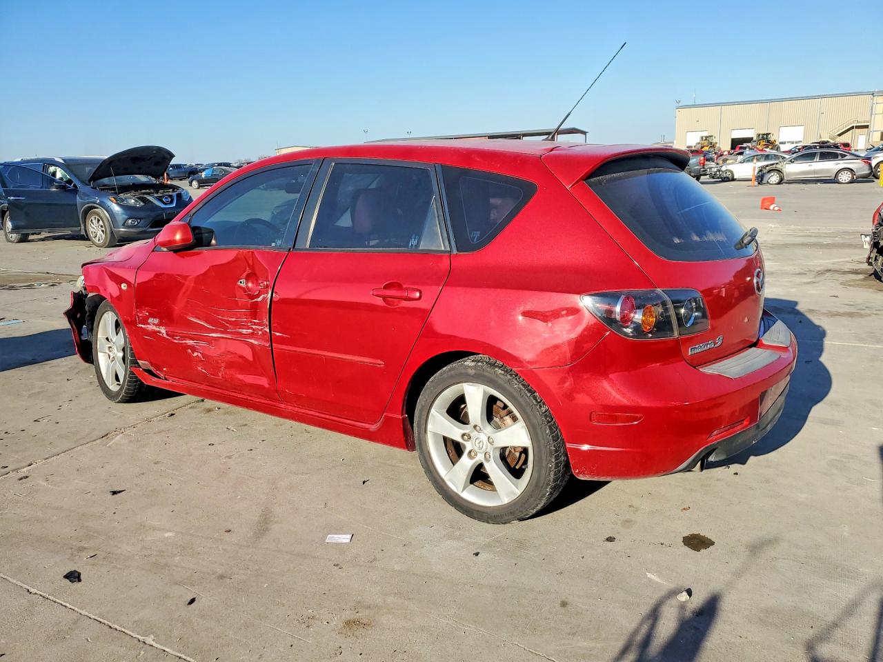 2006 MAZDA 3 HATCHBACK photo 2