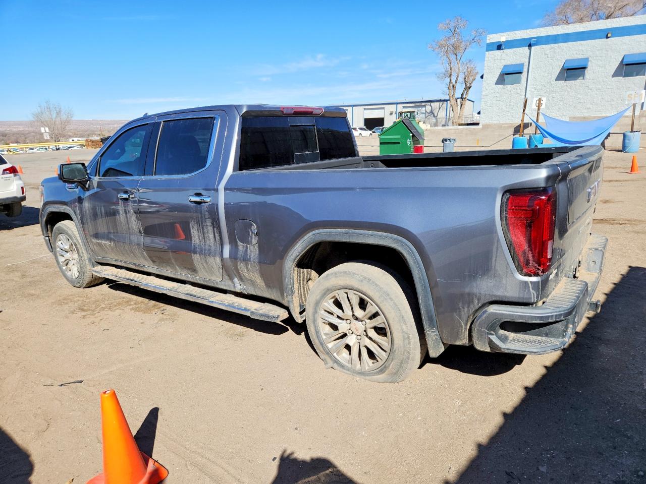 2020 GMC SIERRA C1500 DENALI photo 2