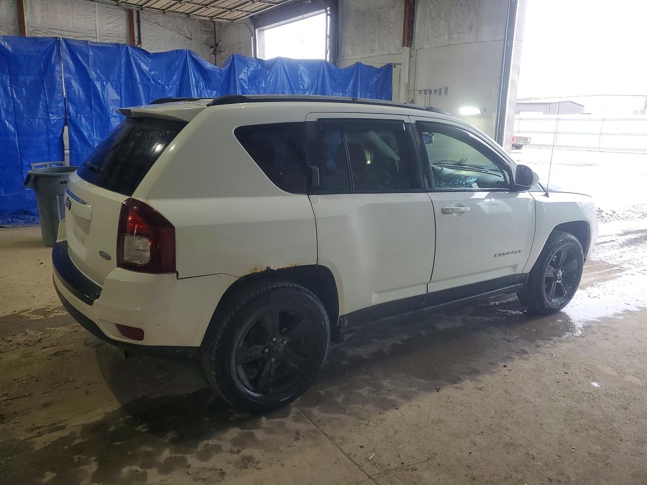 2017 JEEP COMPASS LATITUDE photo 3