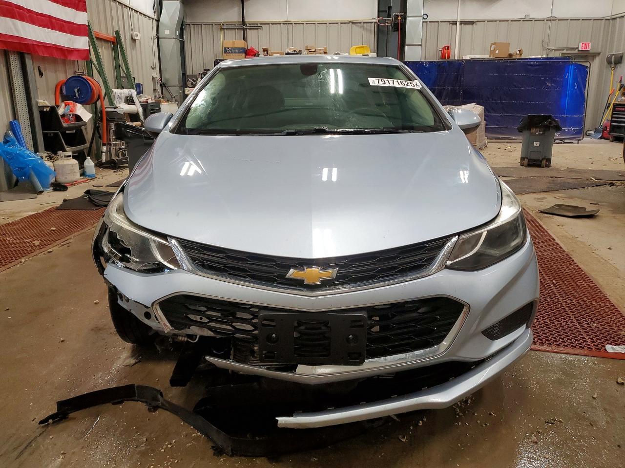 2017 CHEVROLET CRUZE LT photo 9
