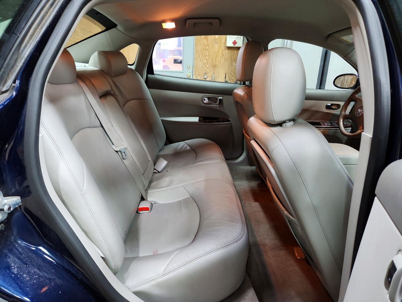 2009 BUICK LACROSSE CXL photo 10
