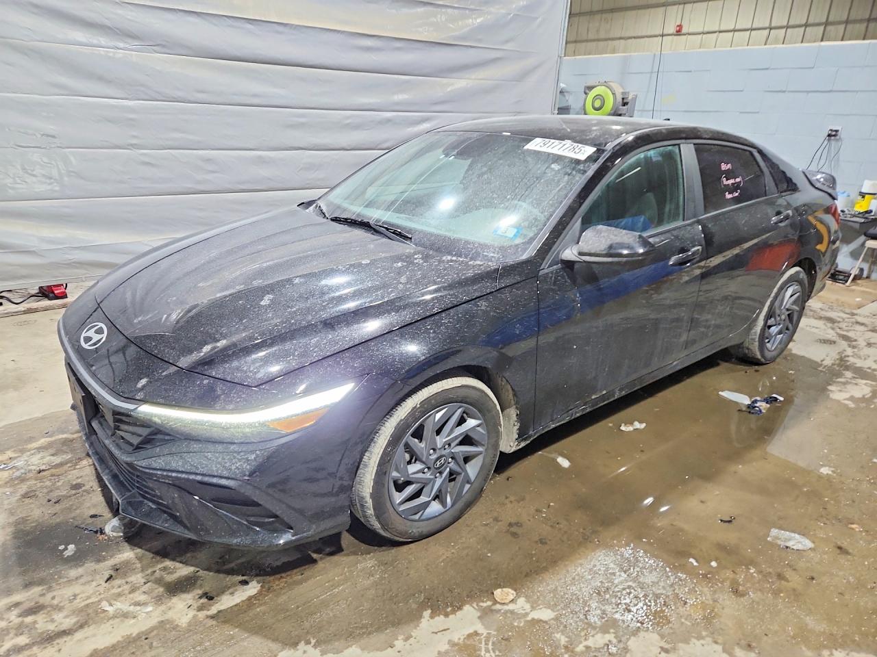 2024 HYUNDAI ELANTRA