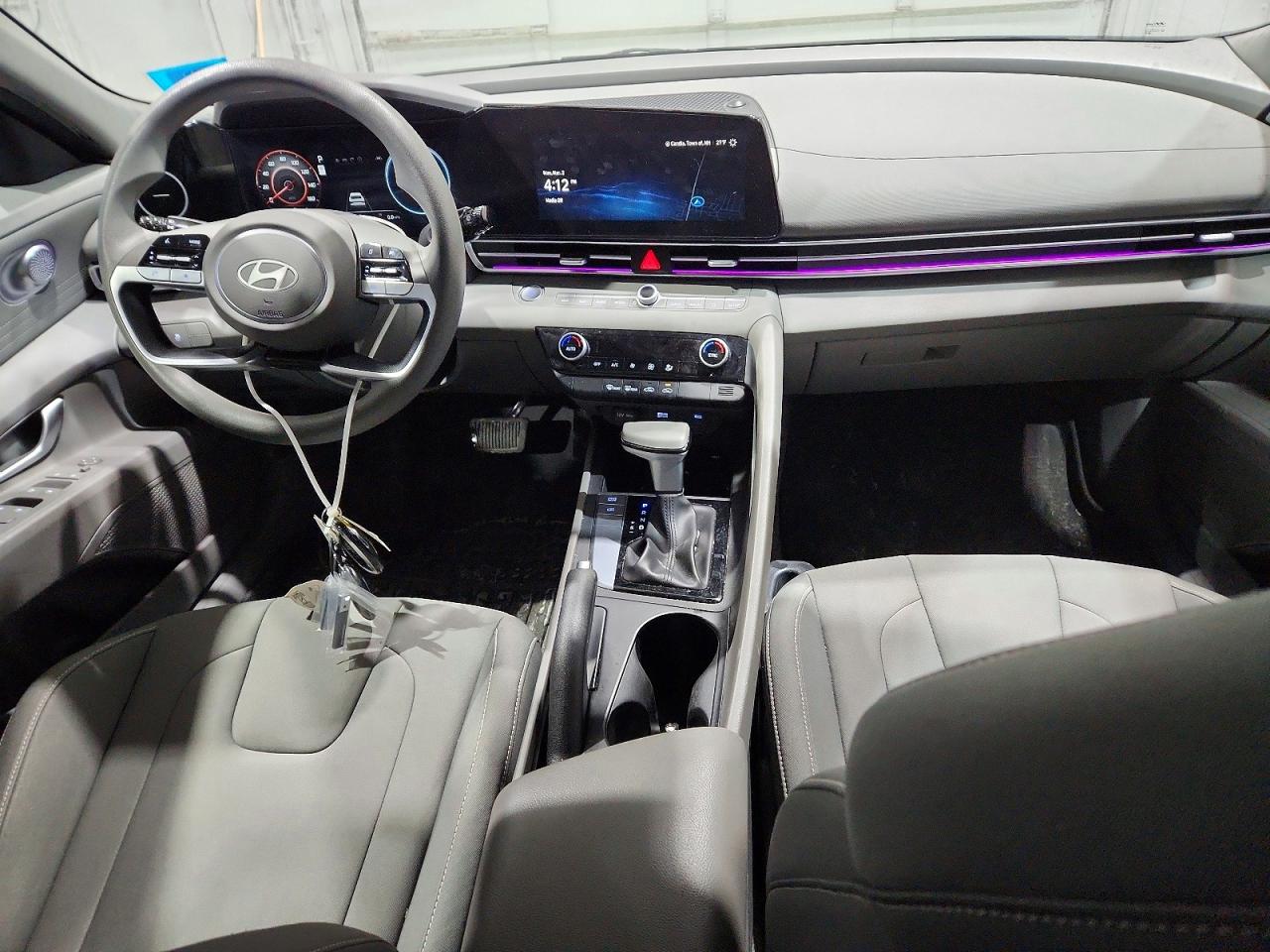 2024 HYUNDAI ELANTRA SEL photo 15