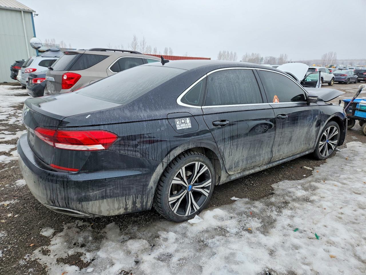 2020 VOLKSWAGEN PASSAT photo 5