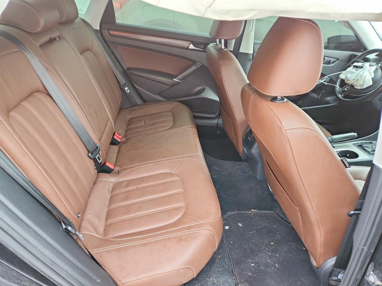2020 VOLKSWAGEN PASSAT photo 19