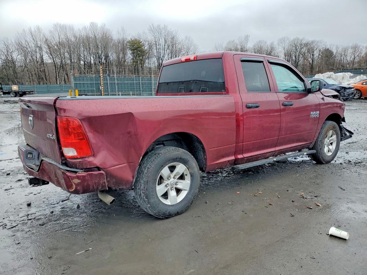 2017 RAM 1500 ST photo 3