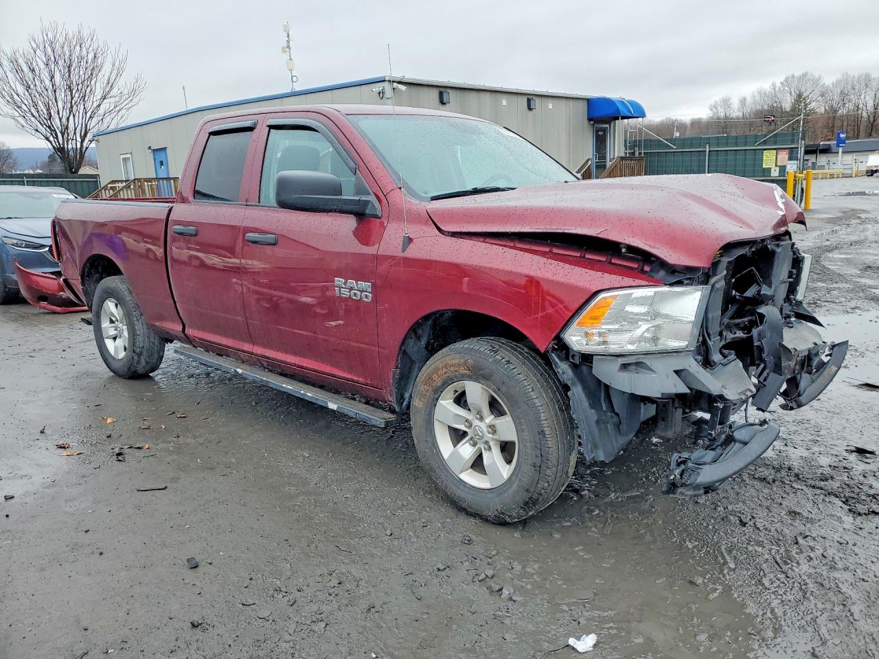 2017 RAM 1500 ST photo 4