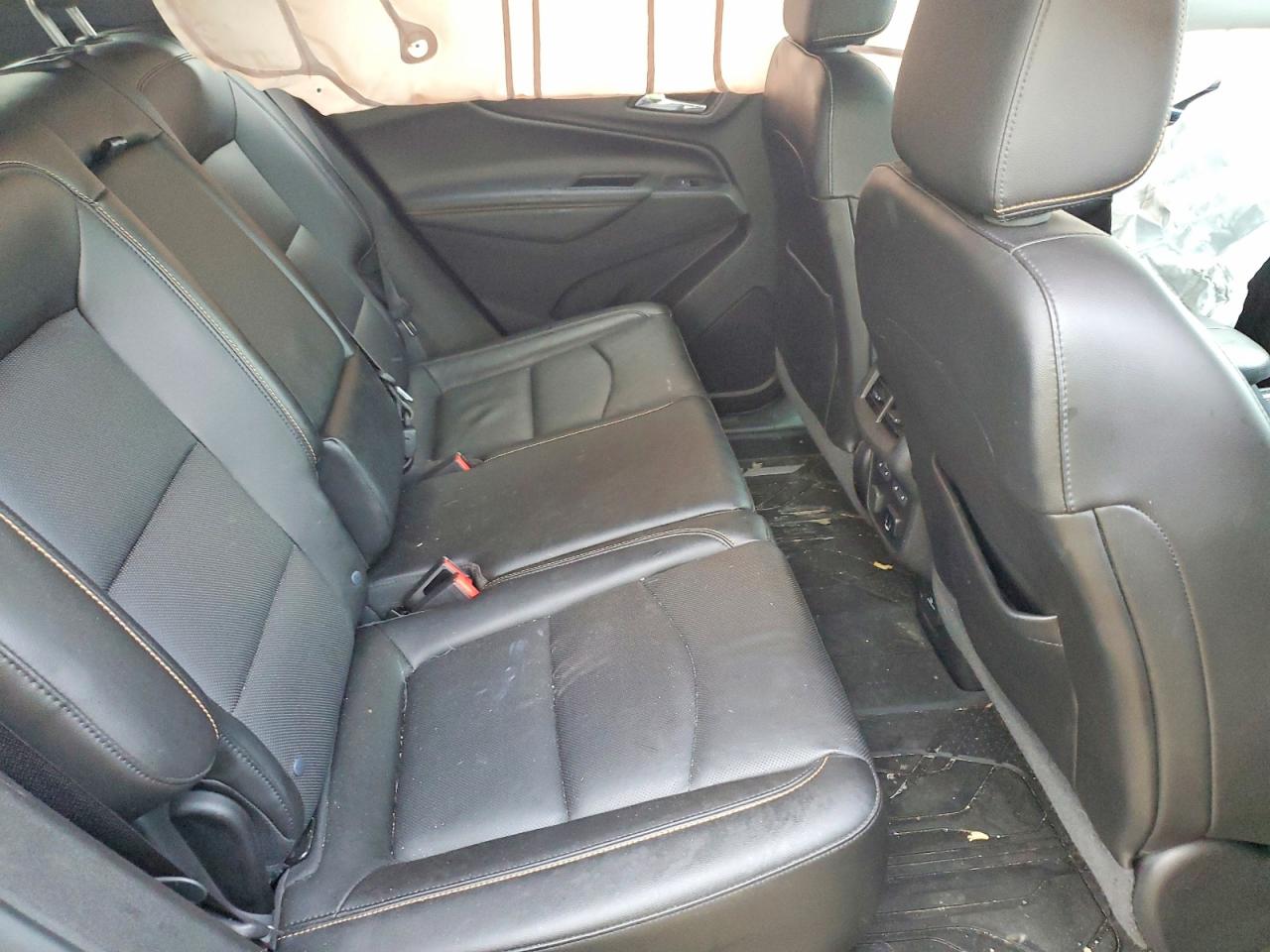2018 CHEVROLET EQUINOX PREMIER photo 11