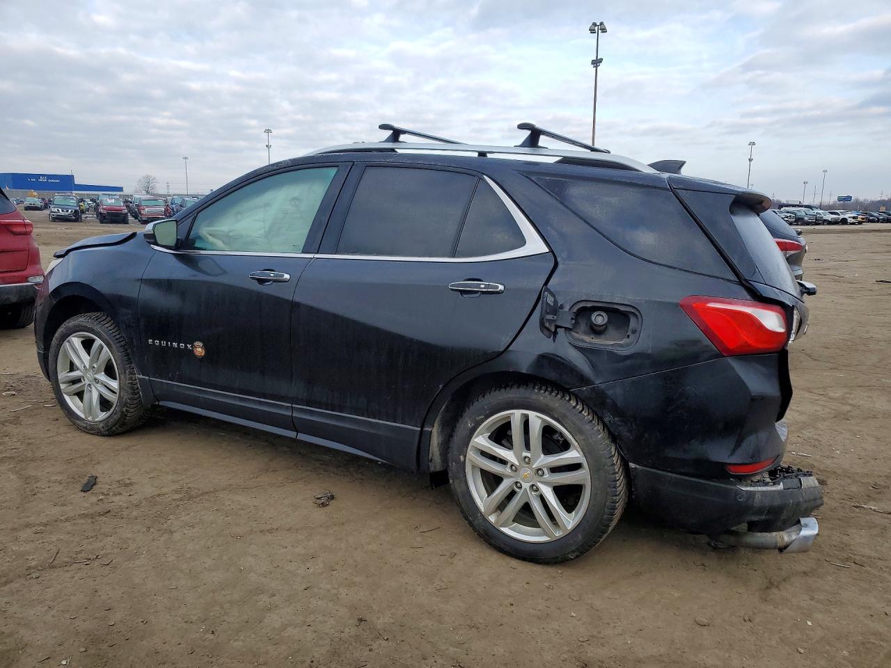 2018 CHEVROLET EQUINOX PREMIER photo 2