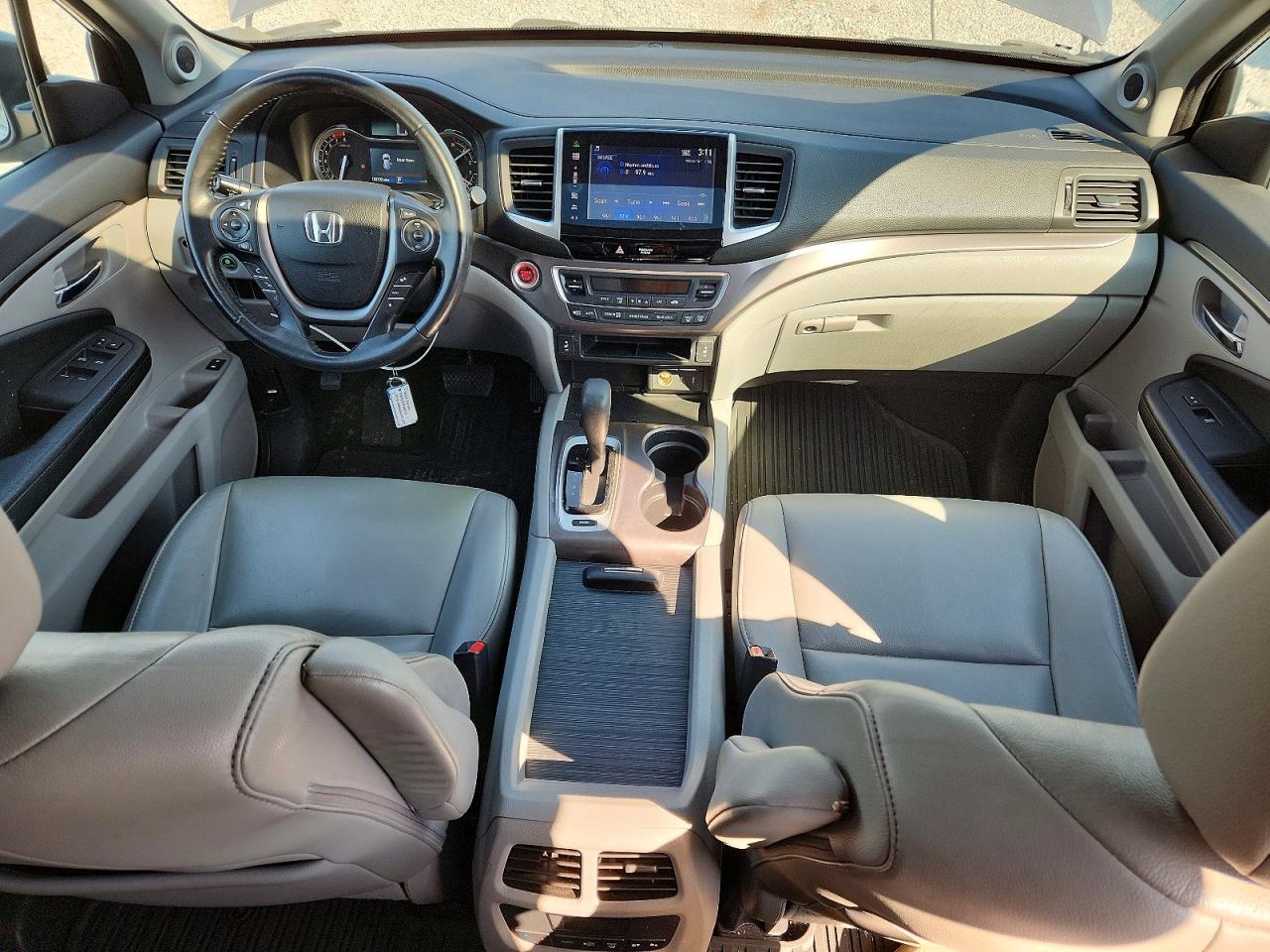 2016 HONDA PILOT EXL photo 8