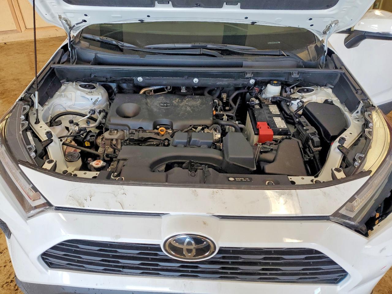 2022 TOYOTA RAV4 XLE photo 12