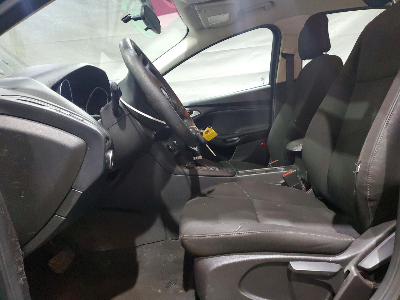 2015 FORD FOCUS SE photo 19