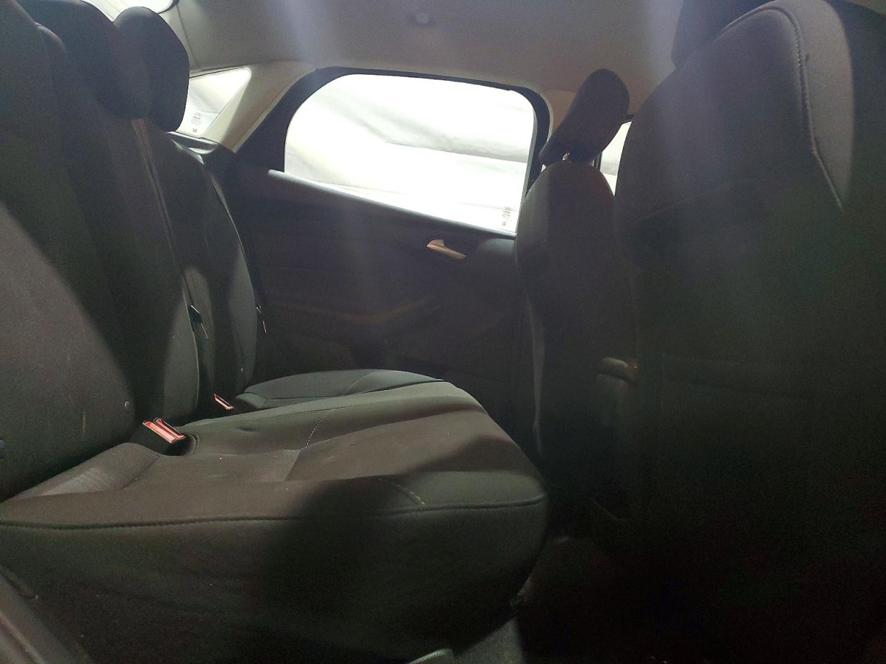 2015 FORD FOCUS SE photo 28