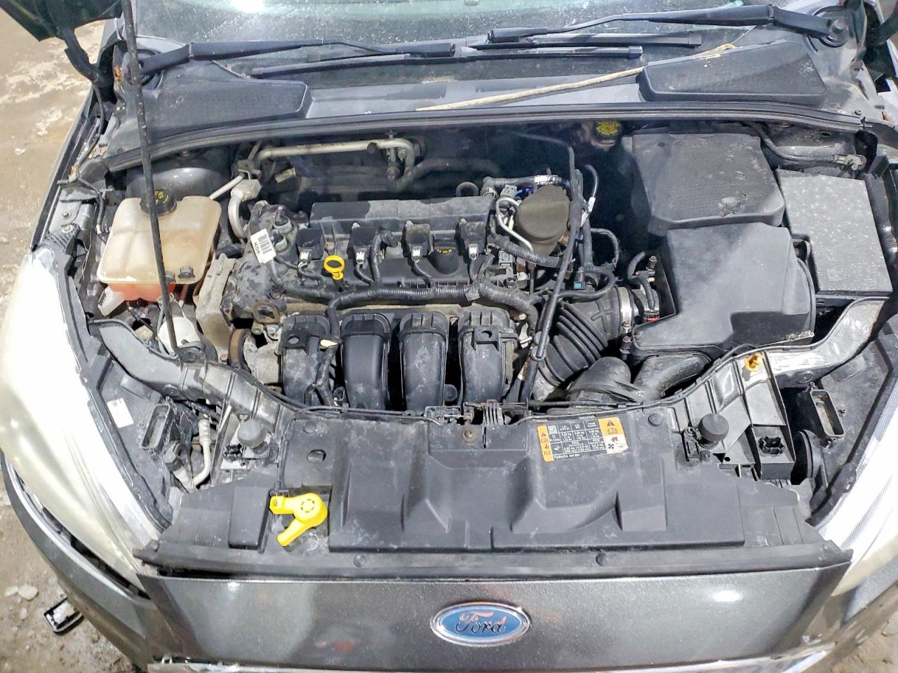 2015 FORD FOCUS SE photo 31