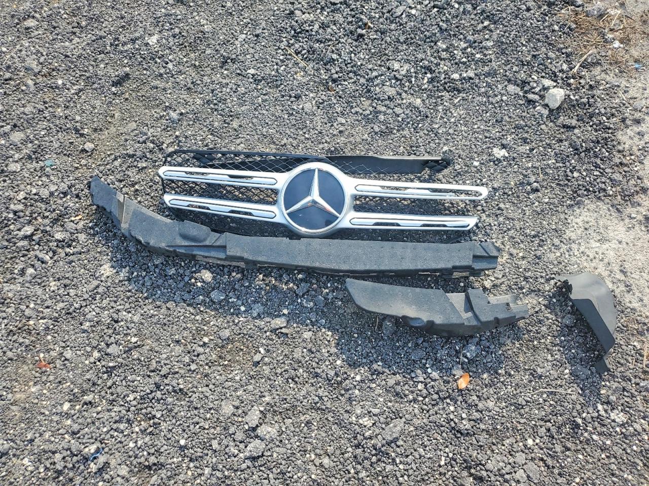 2020 MERCEDES-BENZ GLC 300 photo 34