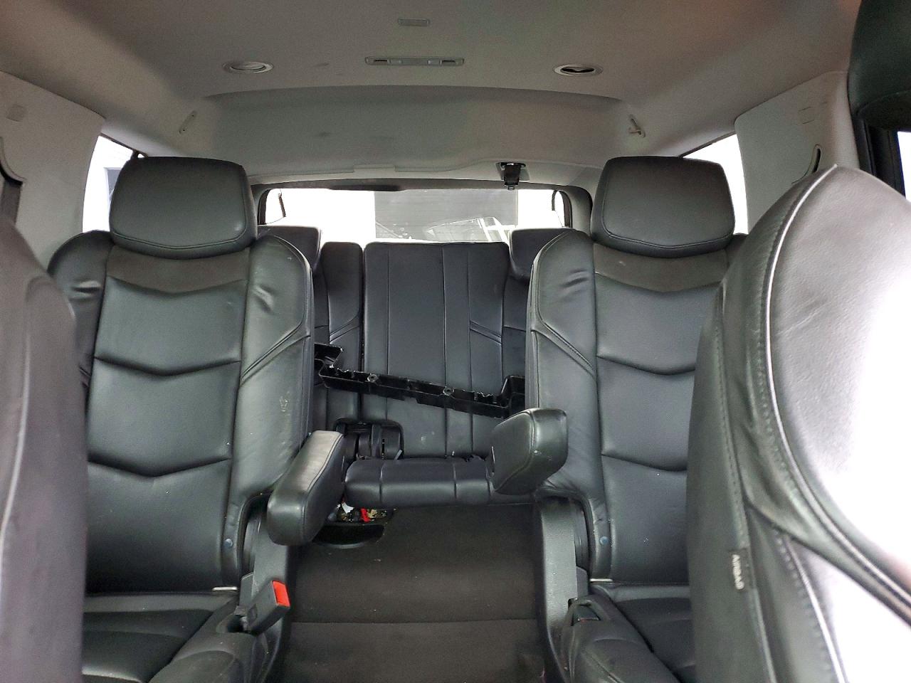 2020 CADILLAC ESCALADE LUXURY photo 10