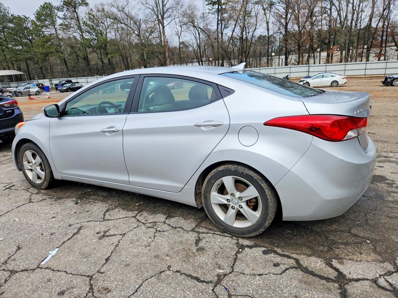 2012 HYUNDAI ELANTRA GLS photo 3
