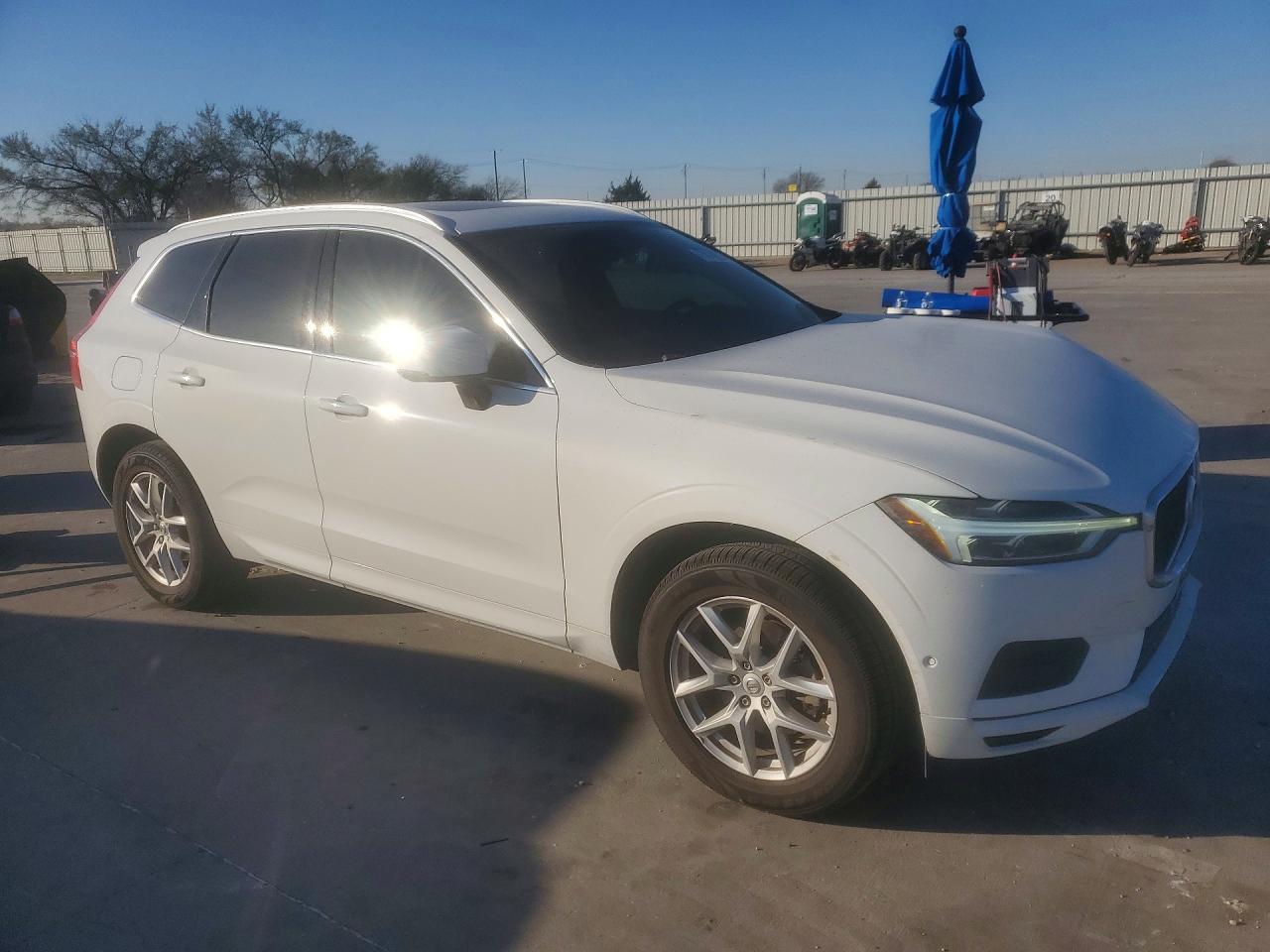 2019 VOLVO XC60 T5 MOMENTUM photo 4