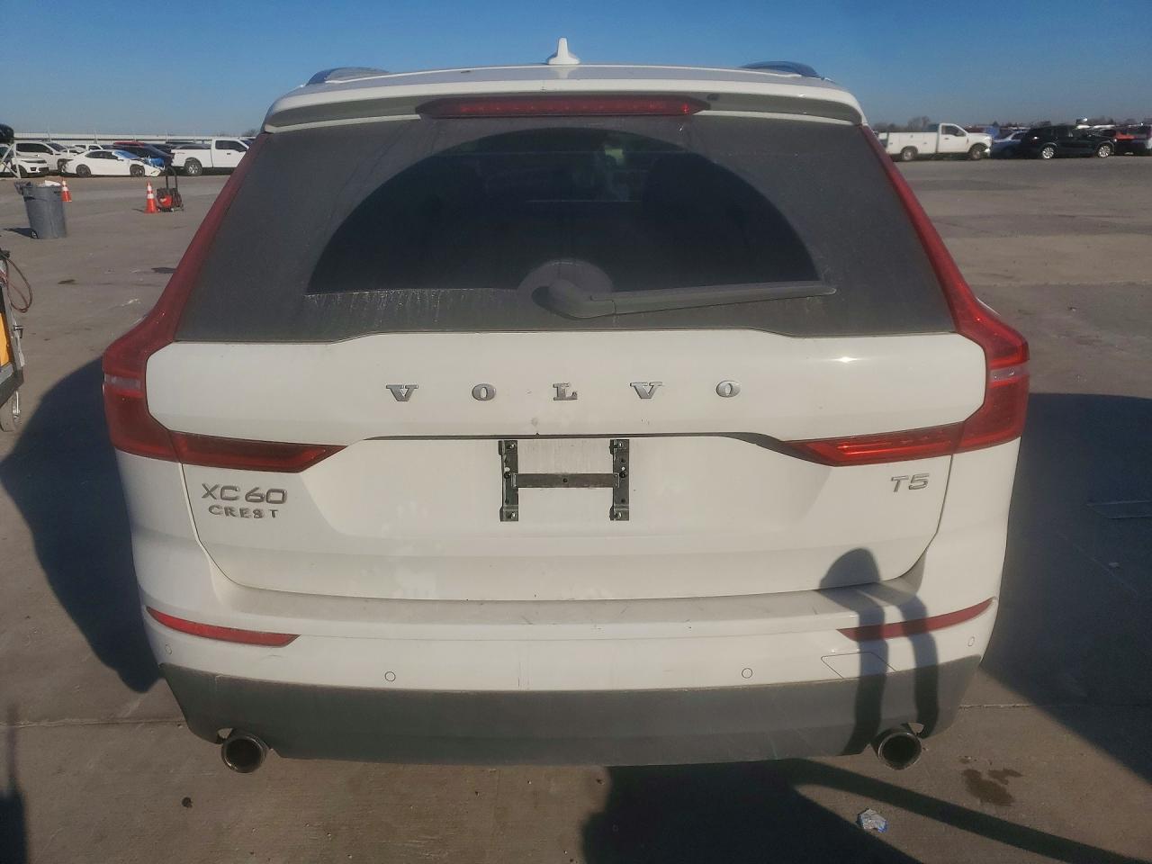 2019 VOLVO XC60 T5 MOMENTUM photo 6