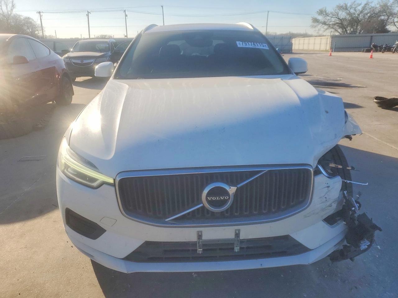 2019 VOLVO XC60 T5 MOMENTUM photo 5