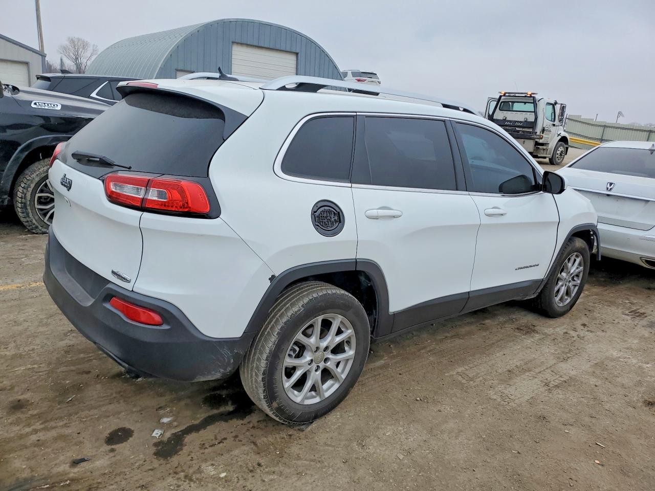 2015 JEEP CHEROKEE LATITUDE photo 5