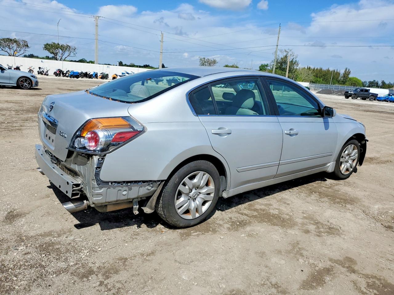 2012 NISSAN ALTIMA 2.5 photo 3