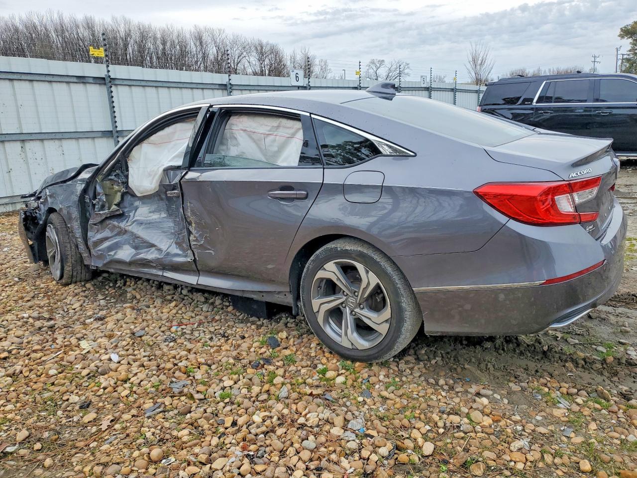 2020 HONDA ACCORD EXL photo 3