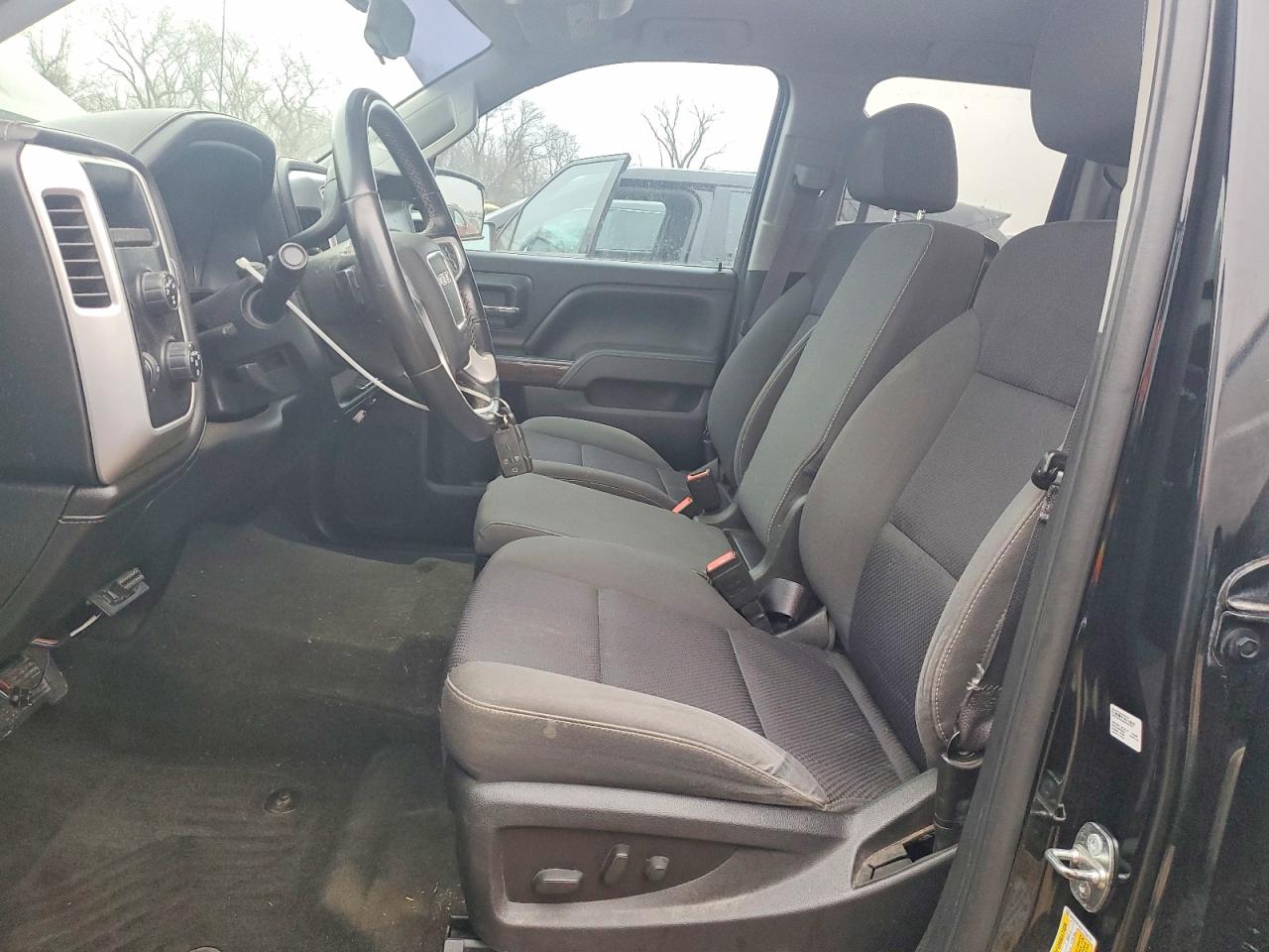 2015 GMC SIERRA K1500 SLE photo 19
