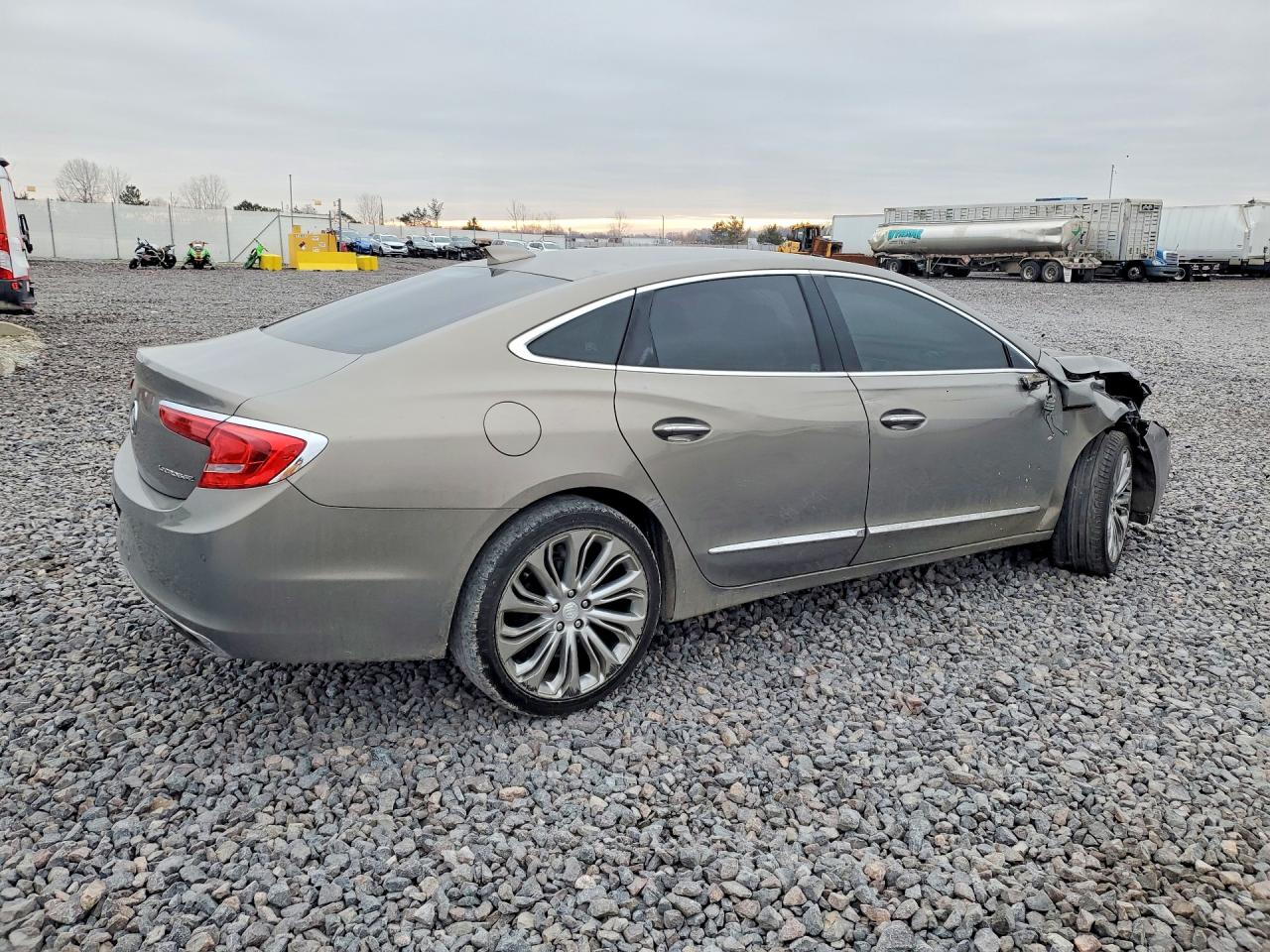 2017 BUICK LACROSSE ESSENCE photo 3