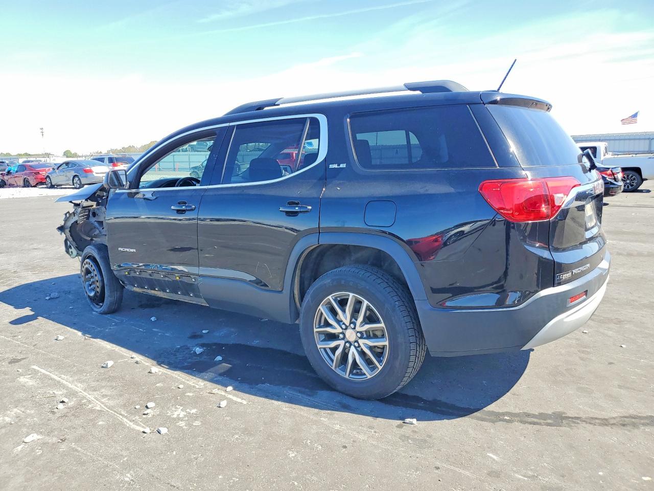 2019 GMC ACADIA SLE photo 2