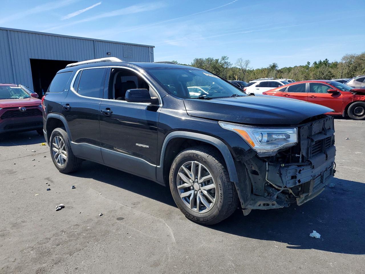 2019 GMC ACADIA SLE photo 4