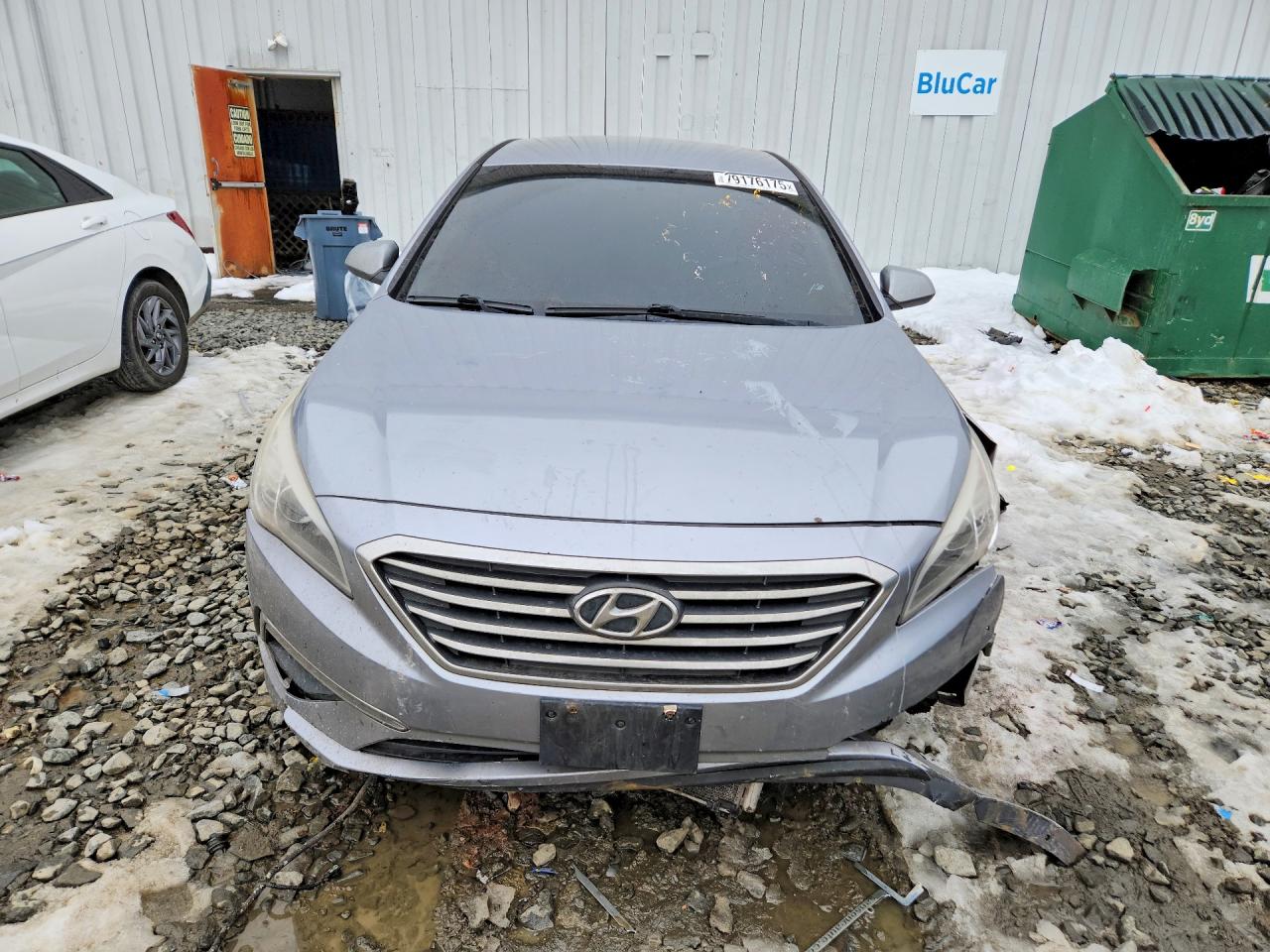 2015 HYUNDAI SONATA SE photo 9