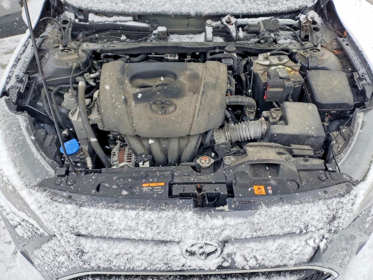 2019 TOYOTA YARIS LE photo 11