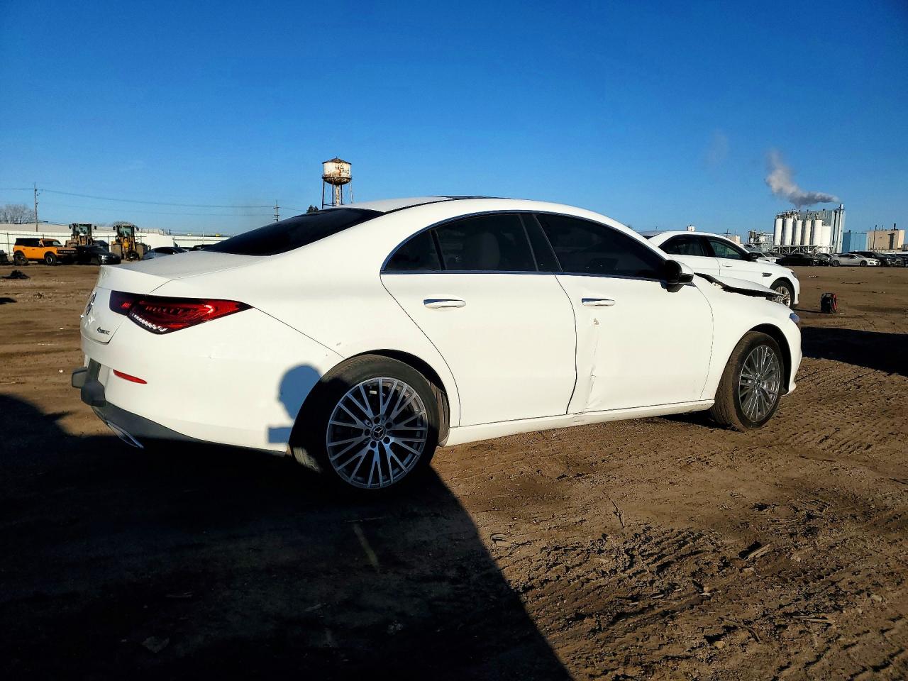 2022 MERCEDES-BENZ CLA 250 4MATIC photo 3