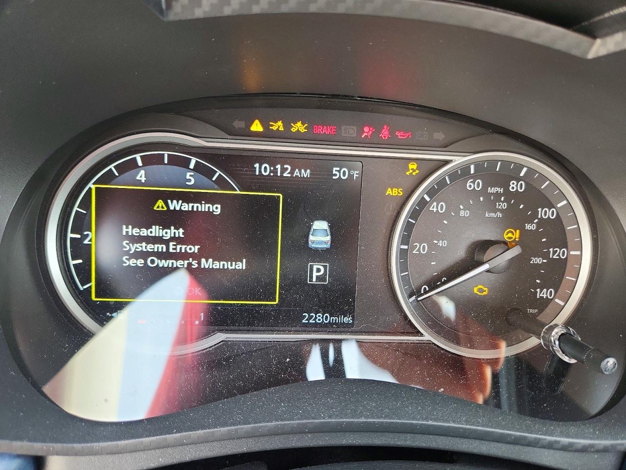 2025 NISSAN VERSA SV photo 17